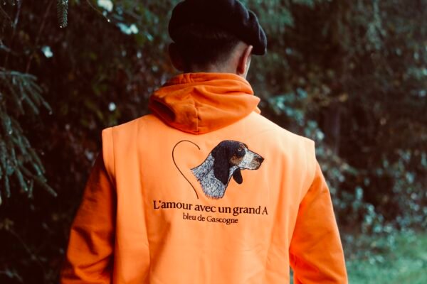 _MG_2229 veste sans manche orange L'amour avec un grand A